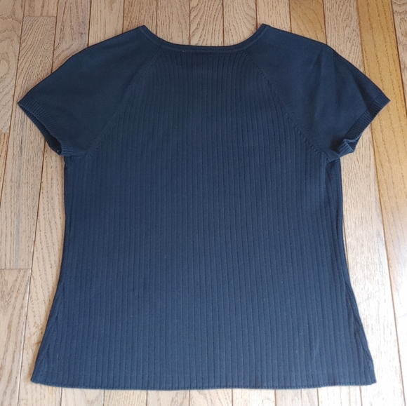 ♦️3 for $15 Talbots Navy Blue Knit Shell Top - Picture 2 of 10